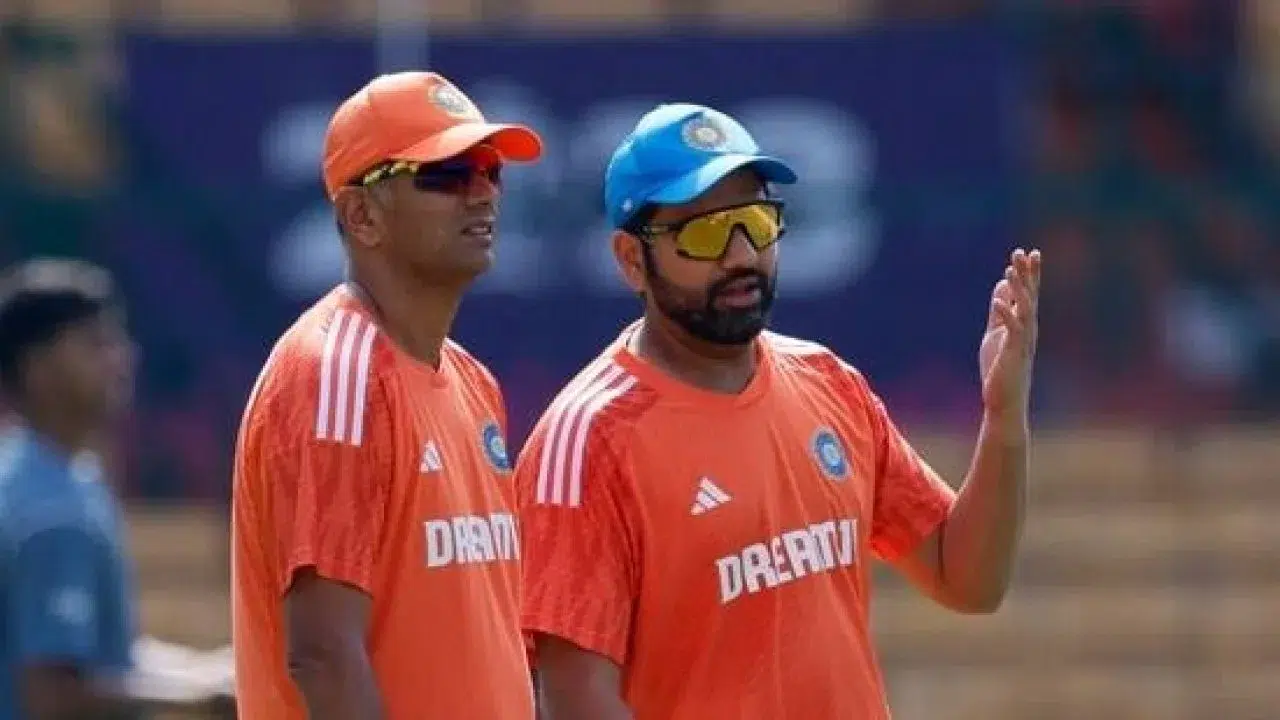 BCCI Renews The Contracts Of Rahul Dravid And Team India's Support Staffs